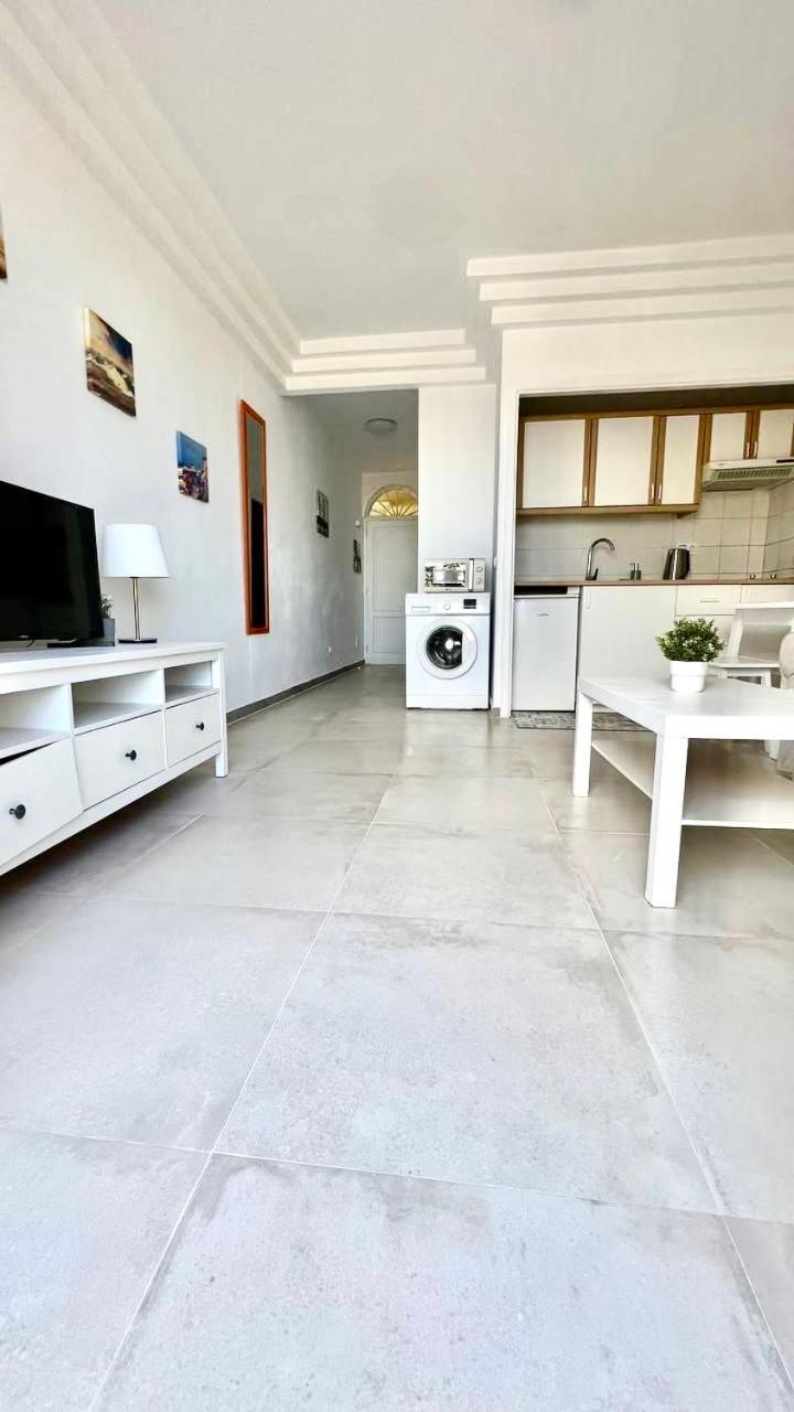 Ocean View Apartment In Orlando Costa Adeje  Bagian luar foto